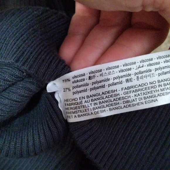 Zara short sleeve turtle neck - Picture 6 of 6